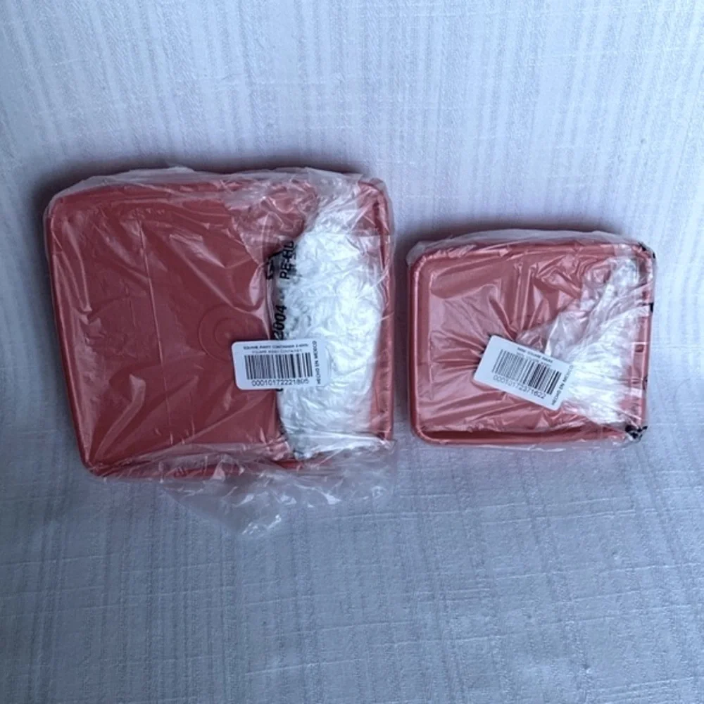 NEW Set of Tupperware Classic Square Away and Mini Square Away Containers